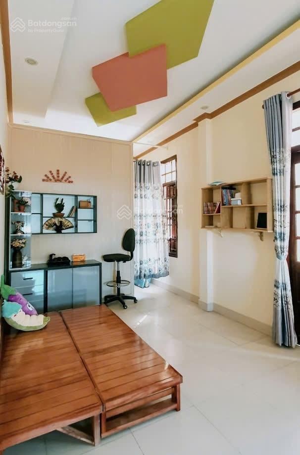 Cần bán căn nhà gần biển, giáp khu ocean dunes