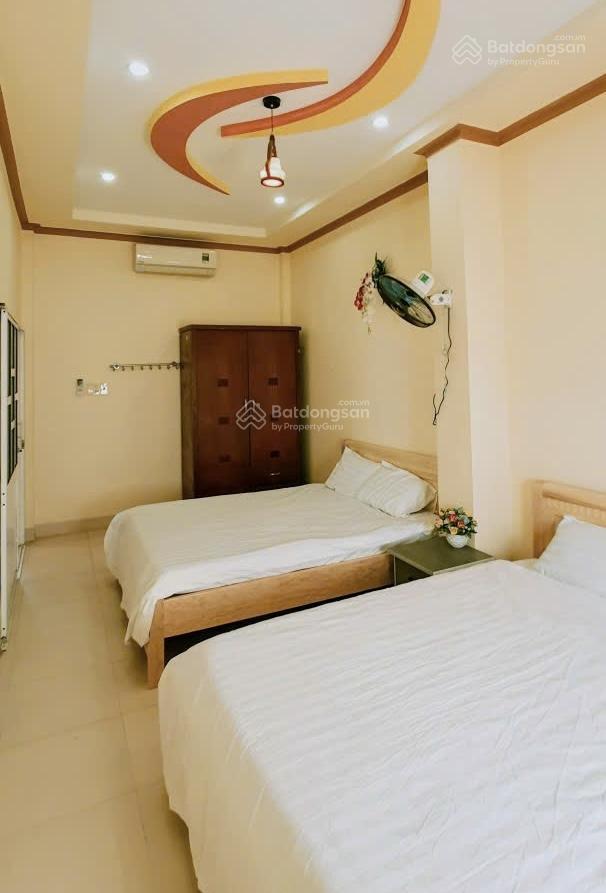 Cần bán căn nhà gần biển, giáp khu ocean dunes