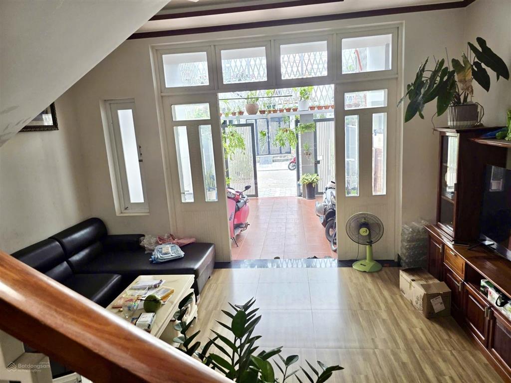 Bán nhà đầu đường trần quang diệu, giá chỉ 4t150