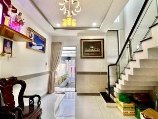 Cần bán căn nhà 1 trệt 1 lầu trung tâm phan thiết