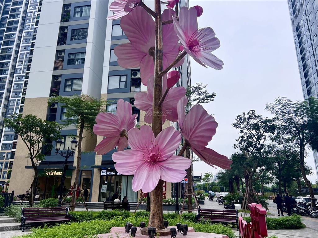 Bán căn góc, mặt đườngshophouse chân đế sakura(sa1 lõi 11 toà 32tầng )dòng tiền 60tr/tháng
