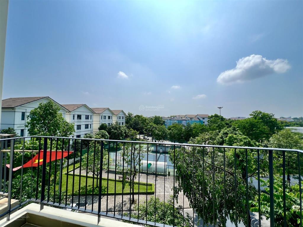 Chính chủ bán căn biệt thự góc vinhomes thăng long, hướng đông nam thoáng, mặt tiền 22m đỗ 5 ô tô
