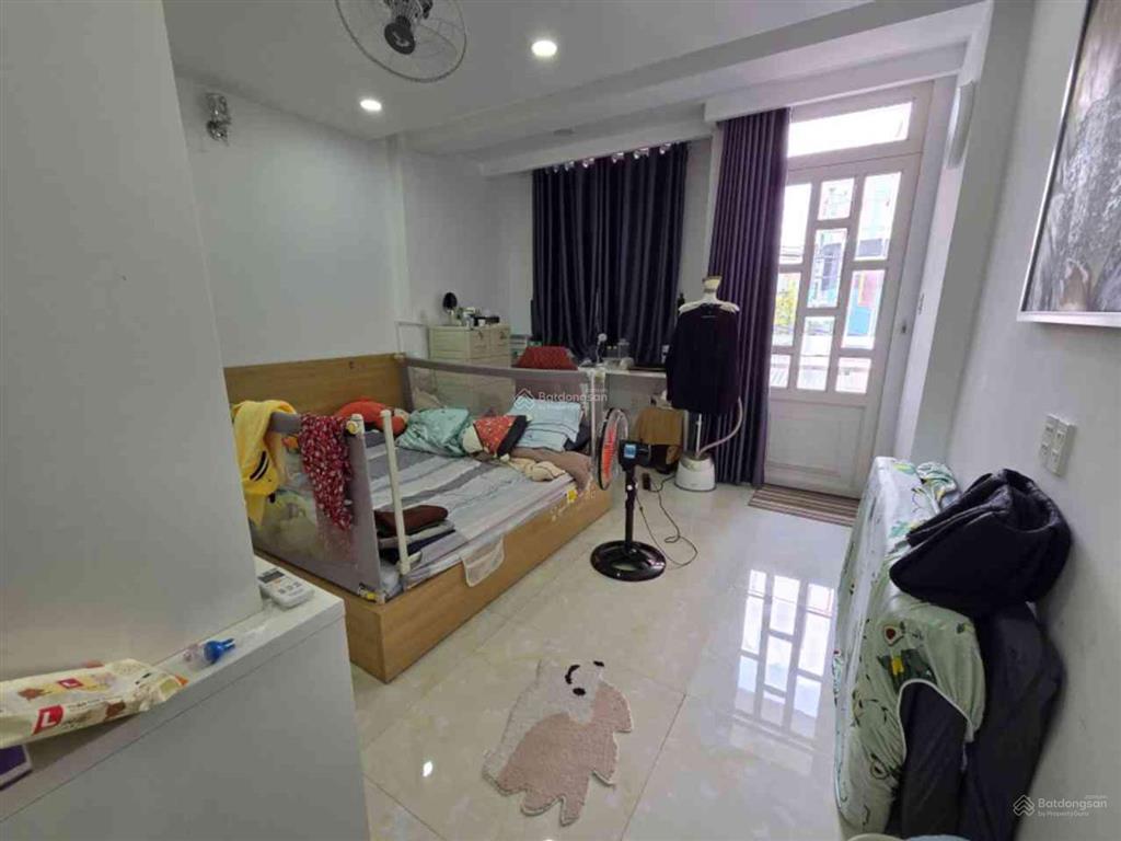 Bán gấp nhà hẻm ô tô ngay lý thường kiệt, 70m², giá 6.x tỷ