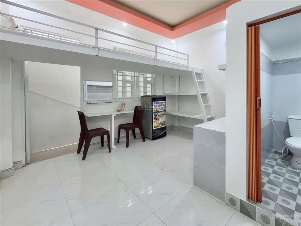 Bán gấp nhà hẻm thông oto lý thường kiệt, ~60m2, 4x15m, 5 tầng btct, giá chỉ 7.xtỷ