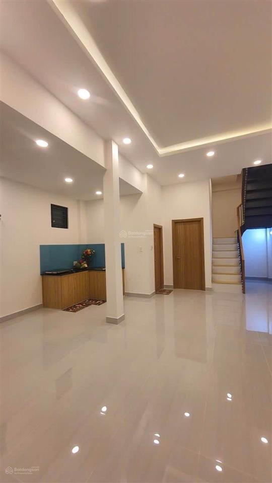 Bán gấp nhà hẻm thông oto âu cơ, ~68m2, 5.5 x 13, giá chỉ 7.x tỷ