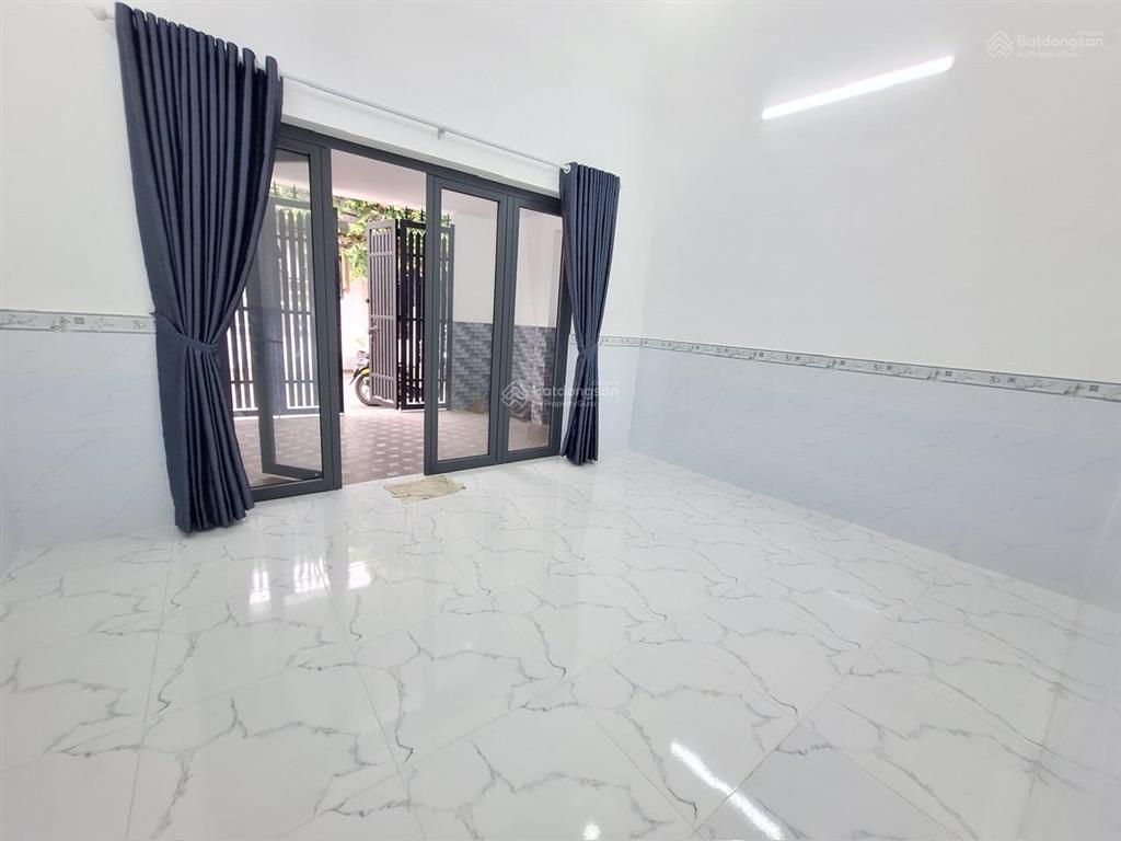 Nhà 2 tầng mặt tiền siêu vip q2 nhà mới ở liền 62m giá 6,9 tỷ