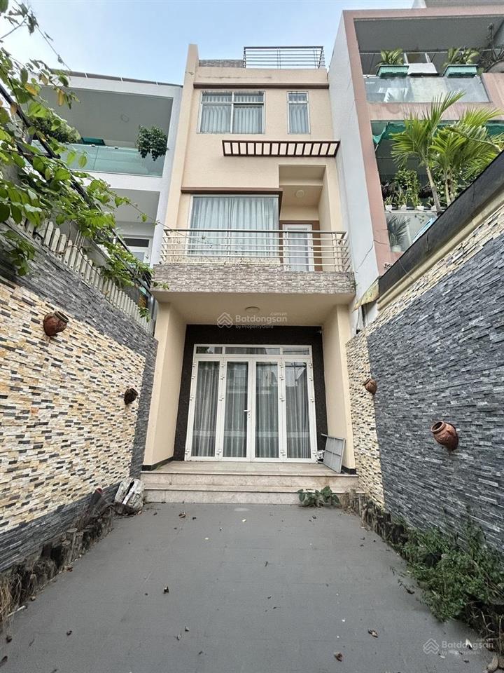Bán nhà mặt tiền quận 2 đường 12m, 74m2, 4 tầng, kinh doanh đỉnh, giá 10.3 tỷ