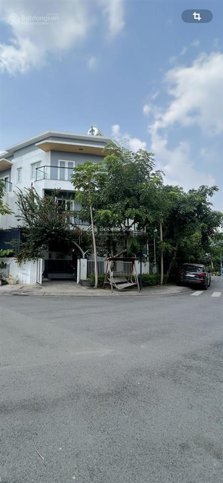 Siêu phẩm căn góc melosa khang điền  145m  ngang ~10m  có hồ cá koi  giá chỉ 15 tỷ