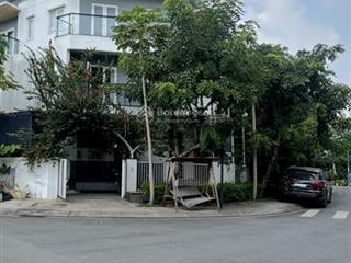 Siêu phẩm căn góc melosa khang điền  145m  ngang ~10m  có hồ cá koi  giá chỉ 15 tỷ