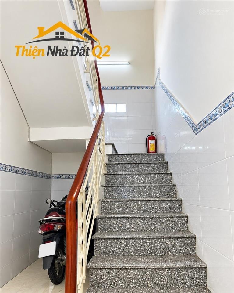 Bán nhà dòng tiền đường 42 bình trưng đông 144m2, 9 phòng cho thuê, giá 11,5 tỷ