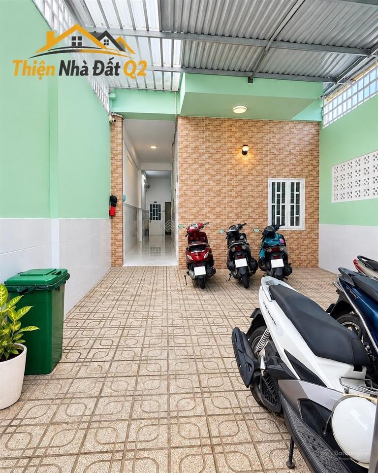 Bán nhà dòng tiền đường 42 bình trưng đông 144m2, 9 phòng cho thuê, giá 11,5 tỷ