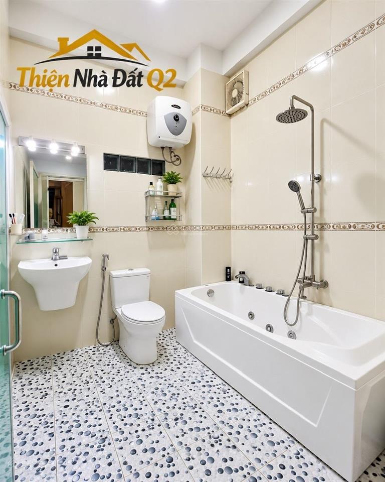 Bán nhà bình trưng tây, 132m2, ngang 7m, 4 tầng, 7 phòng ngủ, giá 6,6tỷ