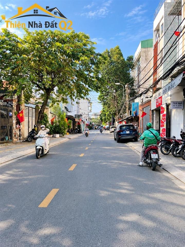 Bán nhà 3 tầng đường nguyễn tuyển, ngang 6m, 7 phòng ngủ, sát hẻm xe hơi  5,4 tỷ