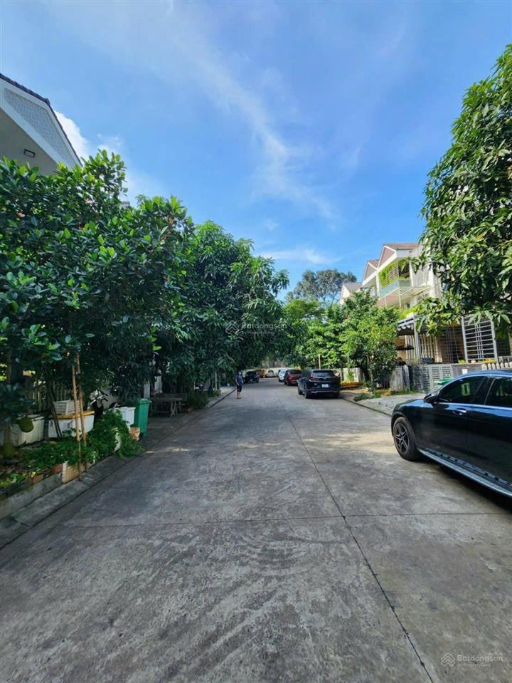 Biệt thự sân vườn khu jamona home resort full nội thất