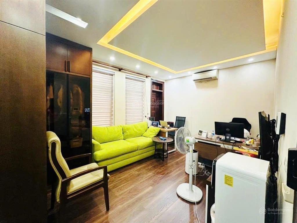 Bán biệt thự 3 tầng làng việt kiều châu âu 189m2 mặt tiền 9m  giá tốt chỉ 49,2 tỷ có thương lượng