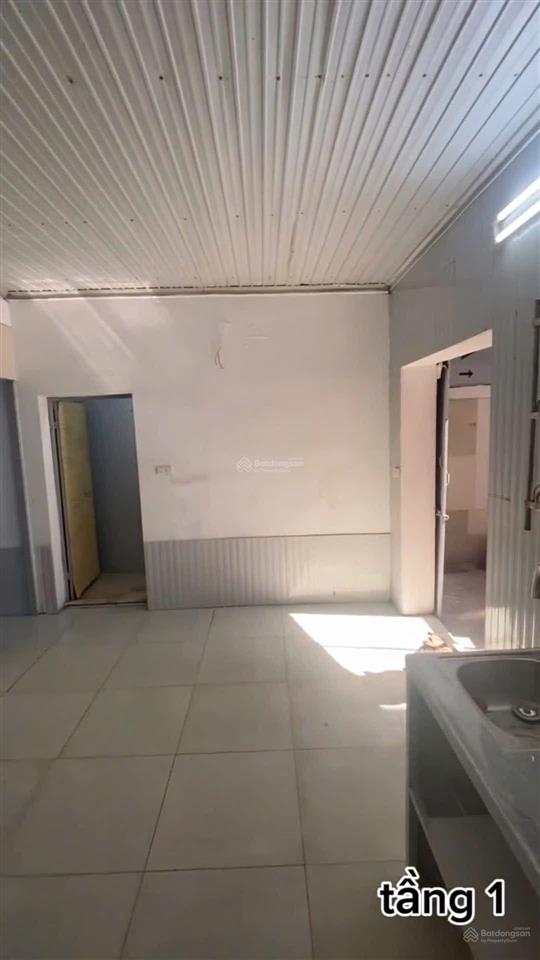 Chủ cần bán gấp mảnh đất 50m giá đầu tư,gần hồ đức diễn, gần oto, ngõ rộng nông, xây chdv, nhỉnh 7