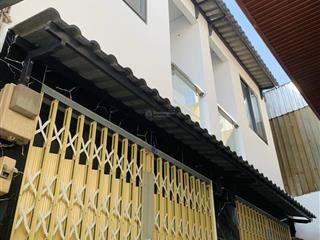 Tôi bán nhà 60 m2 sd, 1 trệt, 1 lầu, tuyệt đẹp, quận 7, giá 1,65 tỷ