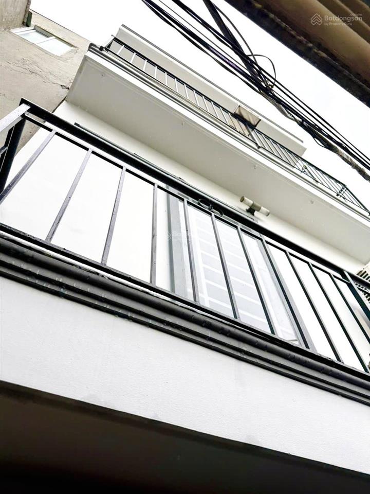 Tôi bán nhà 48 m2 sd, 1 trệt 2 lầu, tuyệt đẹp, quận 7, giá 930 triệu