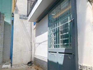 Tôi bán nhà 48 m2 sd, 1 trệt 2 lầu, tuyệt đẹp, quận 7, giá 930 triệu
