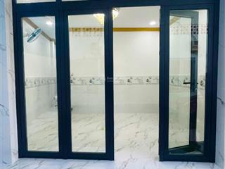 Tôi bán nhà 40 m2, nhà cấp 4, (4,5 m x 9 m), tuyệt đẹp, quận 7, giá 1,38 tỷ