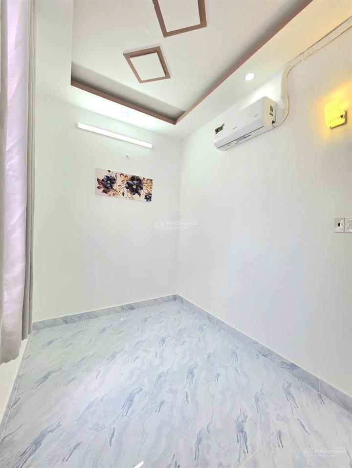 Tôi bán nhà 64 m2, sổ hồng, 1 trệt, 1 lầu, hẻm xe hơi, phú xuân, nhà bè, giá 1,59 tỷ