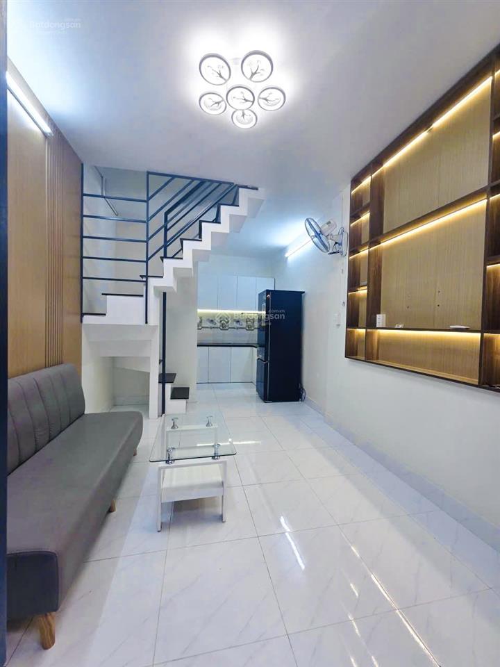 Tôi bán nhà 42 m2, 1 trệt, 1 lầu,giấy tờ hợp lệ, tuyệt đẹp, nhà bè. giá  860 triệu