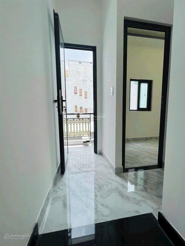 Tôi bán nhà 40 m2 sd, sổ hồng, 1 trệt 1 lầu. 2 pn. tuyệt đẹp. quận 7, giá 1,59 tỷ