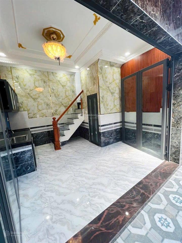 Tôi bán nhà 40 m2 sd, sổ hồng, 1 trệt 1 lầu. 2 pn. tuyệt đẹp. quận 7, giá 1,59 tỷ