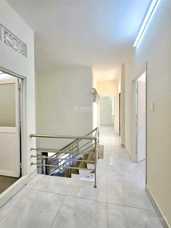 Tôi bán nhà dtsd 125 m2, 1 trệt, 1 lầu, tuyệt đẹp, p. tân mỹ, quận 7. giá 4,39 tỷ