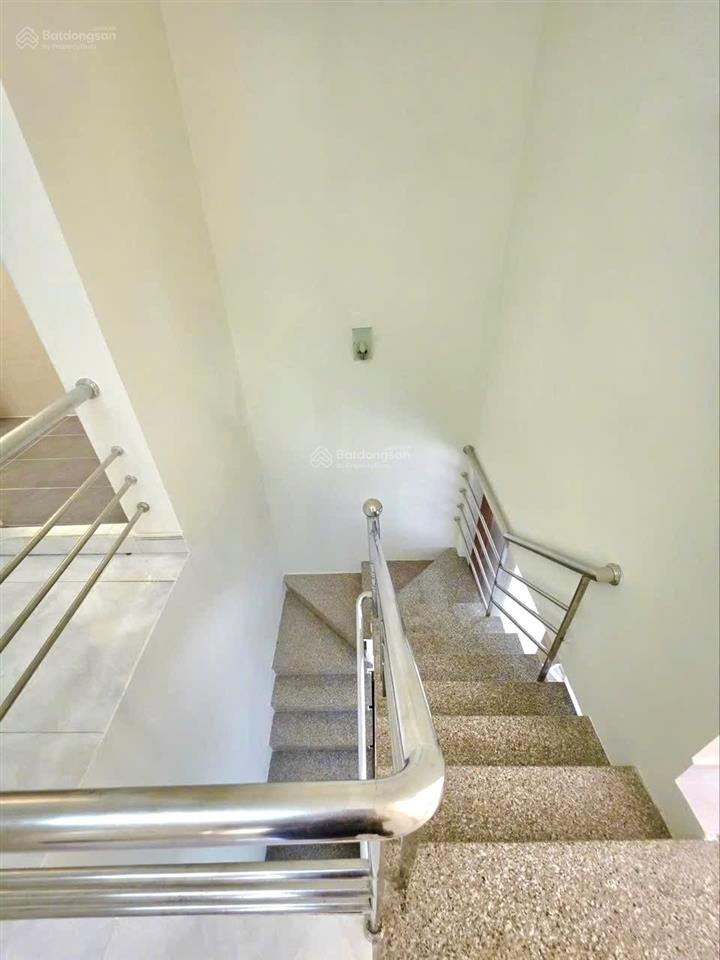 Tôi bán nhà dtsd 125 m2, 1 trệt, 1 lầu, tuyệt đẹp, p. tân mỹ, quận 7. giá 4,39 tỷ