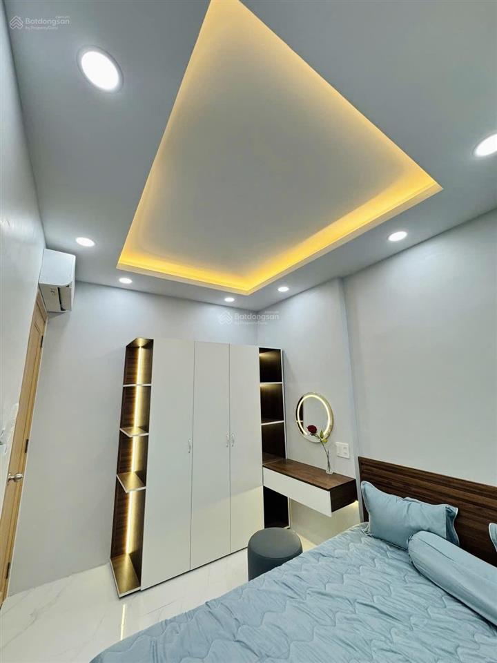 Tôi bán nhà 88 m2, 1 trệt, 1 lầu, sông hồng riêng. tuyệt đẹp, p. phú thuận , quận 7.giá  4,95 tỷ