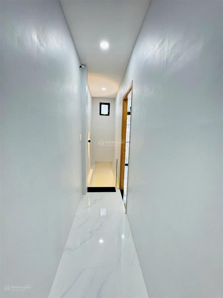 Tôi bán nhà 88 m2, 1 trệt, 1 lầu, sông hồng riêng. tuyệt đẹp, p. phú thuận , quận 7.giá  4,95 tỷ