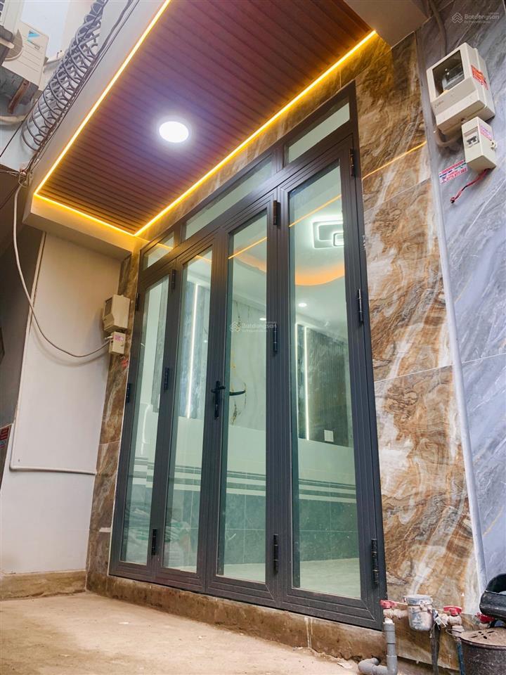 Tôi bán nhà 36 m2 sd, 1 trệt, 1 lầu, sổ hồng, tuyệt đẹp, p. tân phú, quận 7