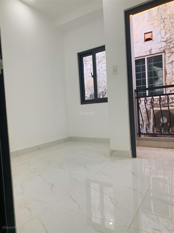 Tôi bán nhà 36 m2 sd, 1 trệt, 1 lầu, sổ hồng, tuyệt đẹp, p. tân phú, quận 7