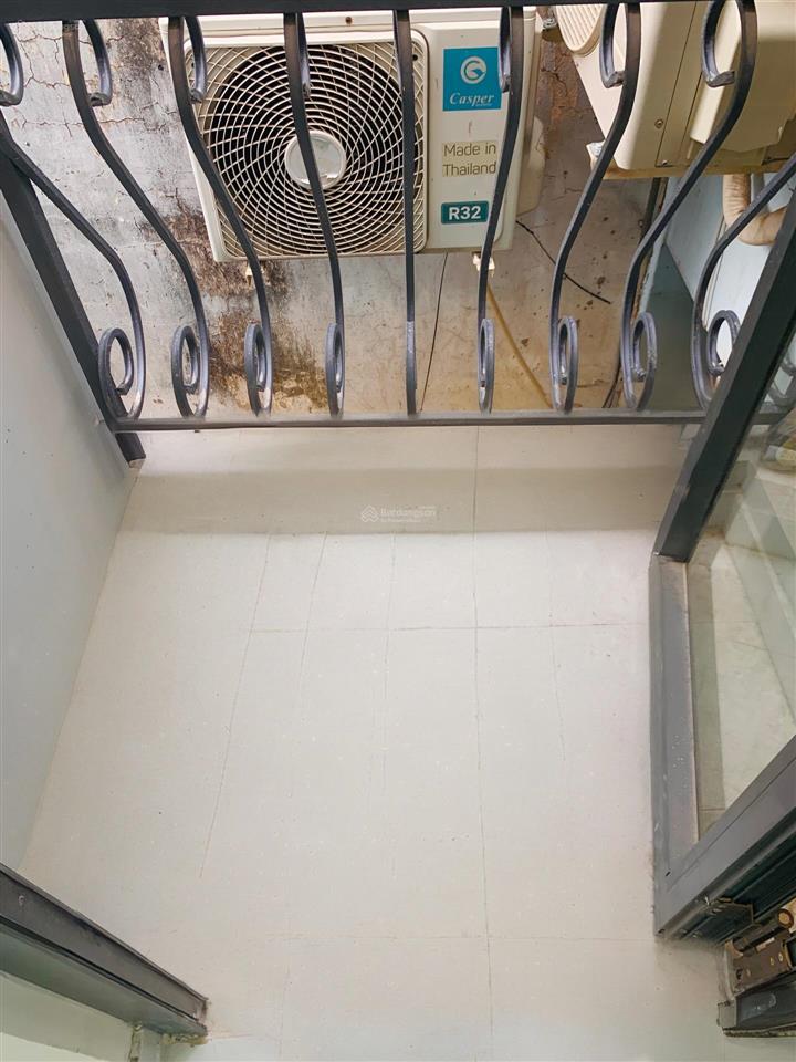 Tôi bán nhà 36 m2 sd, 1 trệt, 1 lầu, sổ hồng, tuyệt đẹp, p. tân phú, quận 7