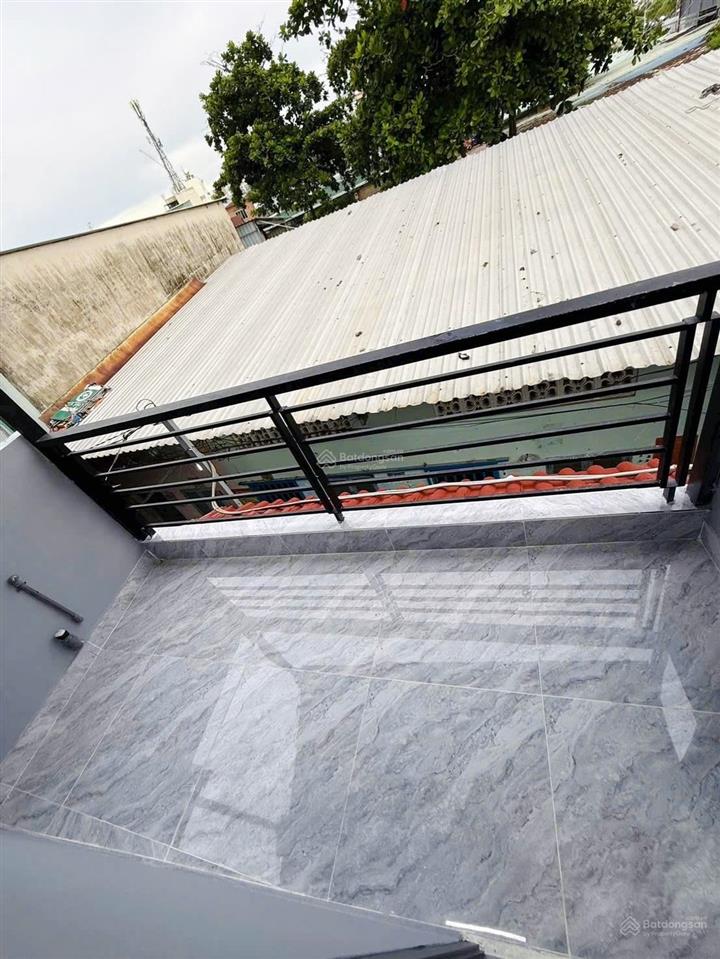 Tôi bán nhà 66 m2 sd, 1 trệt, 1 lầu đúc, tuyệt đẹp, quận 7. giá 1,65 tỷ