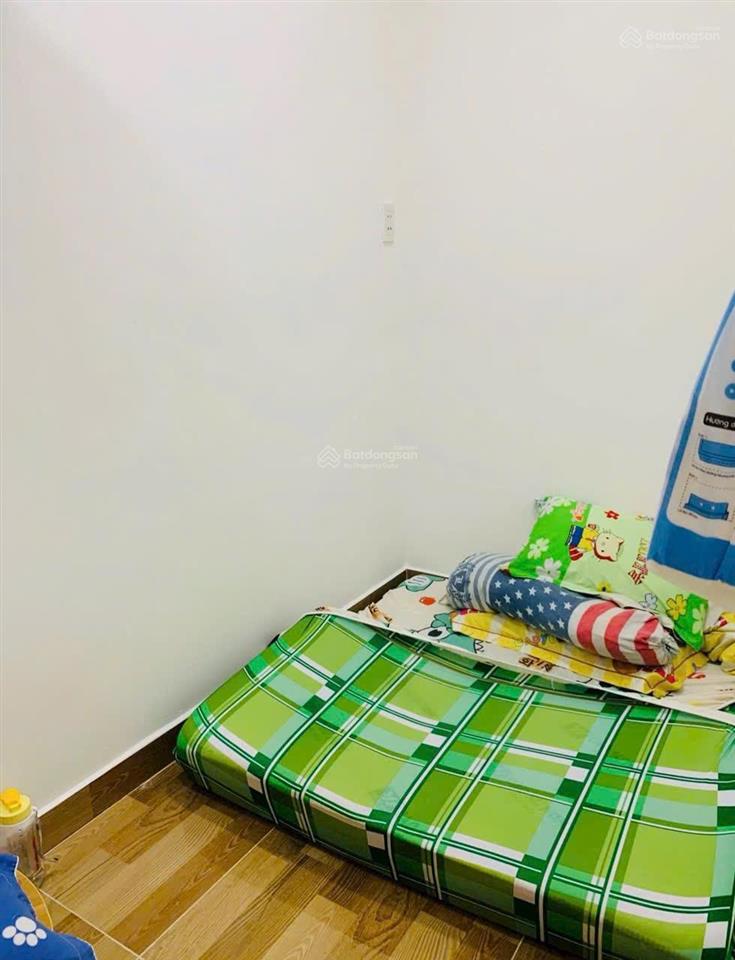 Tôi bán nhà 34 m2 sd, 1 trệt 1 lầu, cách hxh 10 m, tuyệt đẹp quận 7, giá 1,19 tỷ