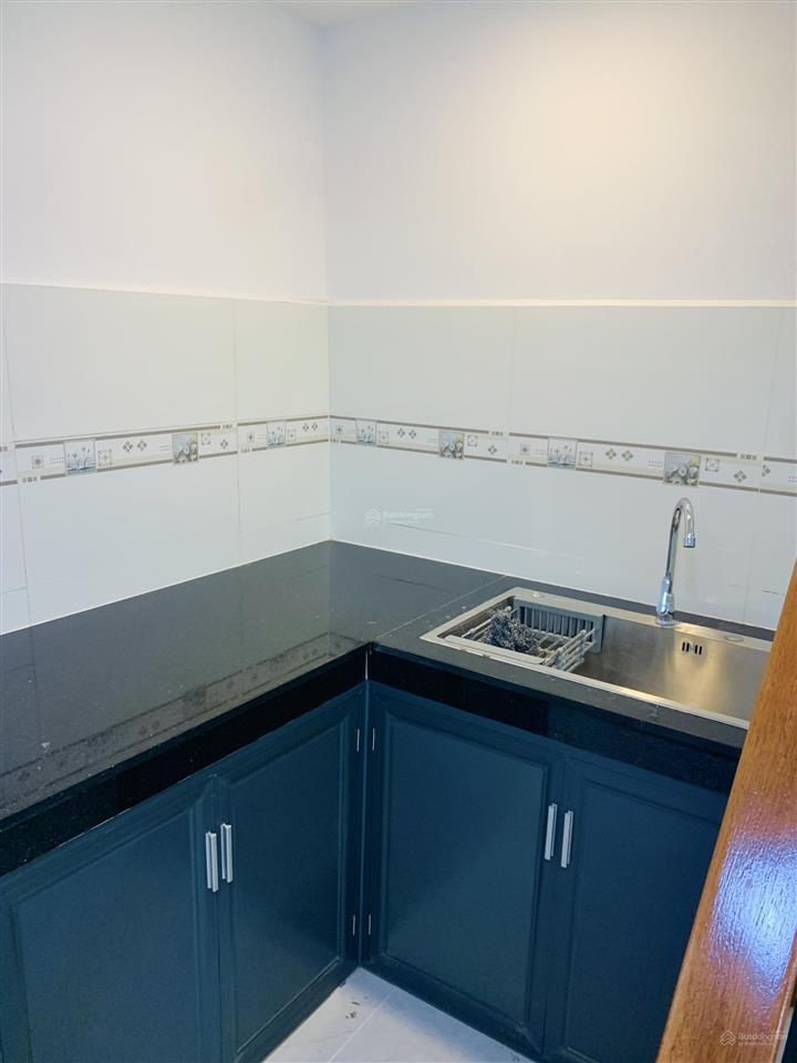Tôi bán nhà 54 m2 sd, 1 trệt, 1 lầu, tuyệt đẹp, quận 7. giá 1,38 tỷ
