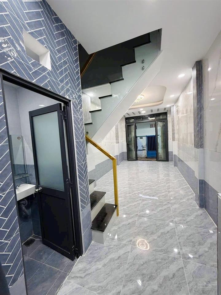 Tôi bán nhà 66 m2 sd, 1 trệt, 1 lầu đúc, tuyệt đẹp, quận 7. giá 1,65 tỷ