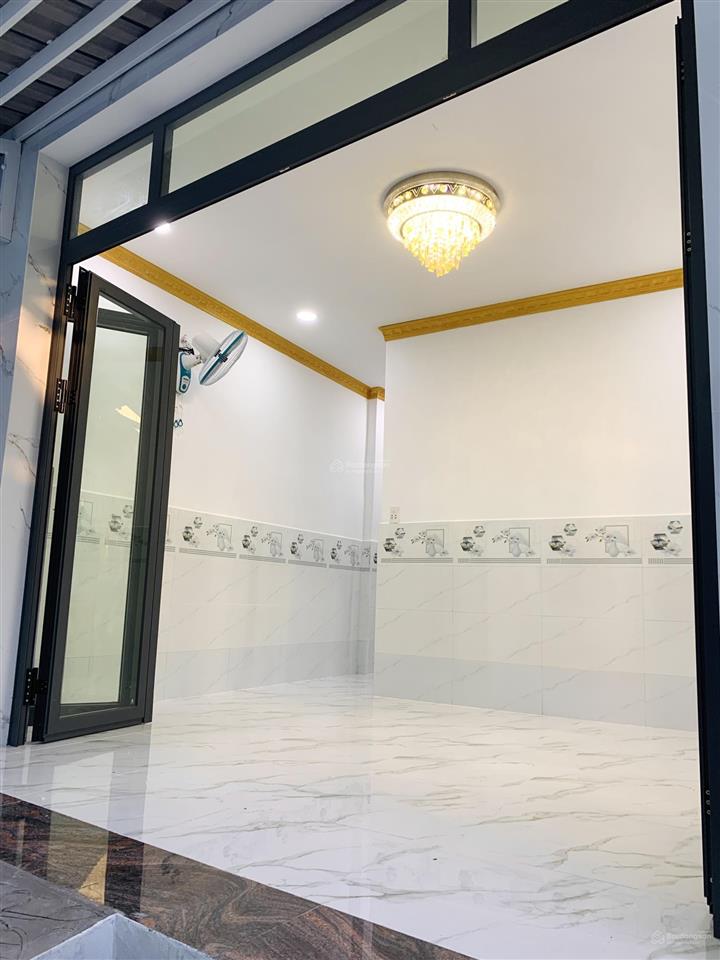 Tôi bán nhà 40 m², nhà cấp 4, (4,5 m x 9 m), tuyệt đẹp, quận 7, giá 1,4 tỷ