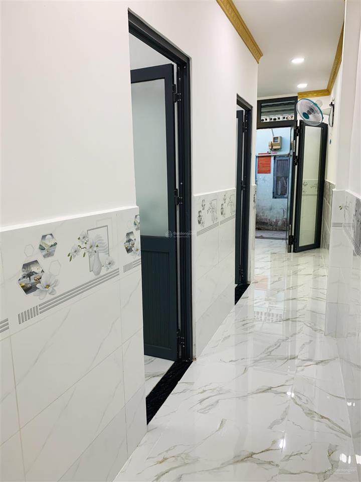 Tôi bán nhà 40 m², nhà cấp 4, (4,5 m x 9 m), tuyệt đẹp, quận 7, giá 1,4 tỷ