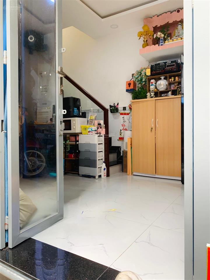Tôi bán nhà 34m2 sd, 1 trệt 1 lầu, cách hxh 10m, tuyệt đẹp quận 7, giá 1,09 tỷ
