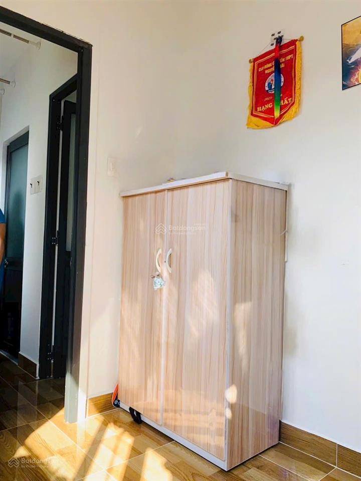Tôi bán nhà 34m2 sd, 1 trệt 1 lầu, cách hxh 10m, tuyệt đẹp quận 7, giá 1,09 tỷ