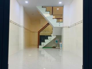 Tôi bán nhà 54 m2 sd, 1 trệt, 1 lầu, tuyệt đẹp, quận 7. giá 1,38 tỷ