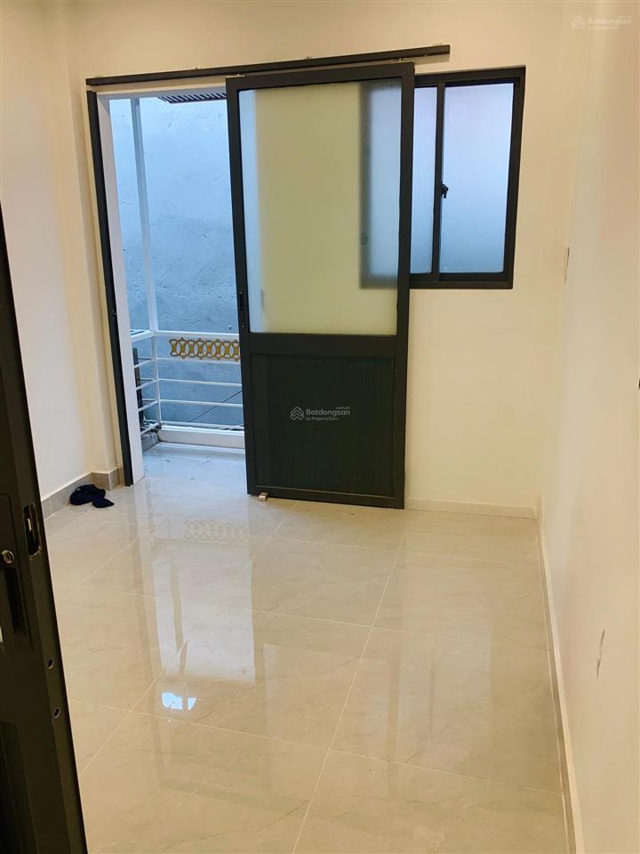 Tôi bán nhà 54 m2 sd, 1 trệt, 1 lầu, tuyệt đẹp, quận 7. giá 1,38 tỷ