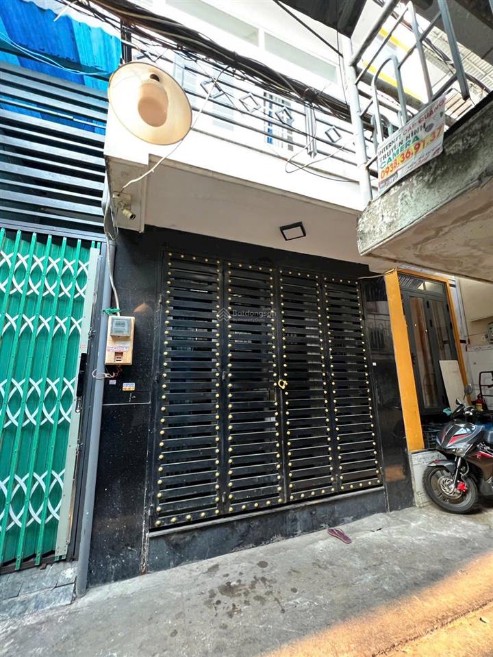 Tôi bán nhà sd 99 m2, 1 trệt, 2 lầu, sát hẻm xe hơi, quận 7, giá 4,86 tỷ