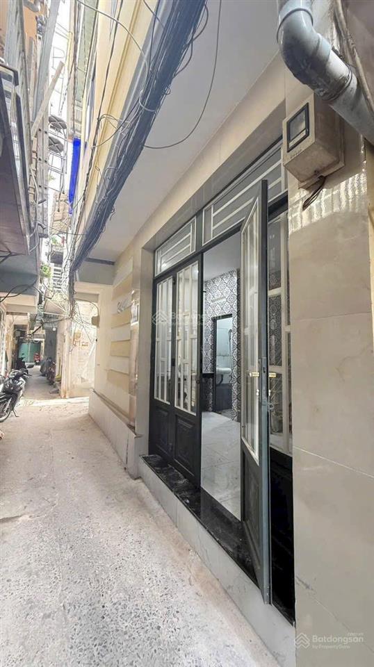 Tôi bán nhà 36 m2, 1 trệt, 1 lầu, sổ hồng riêng, tuyệt đẹp, quận 7. giá 1,98 tỷ