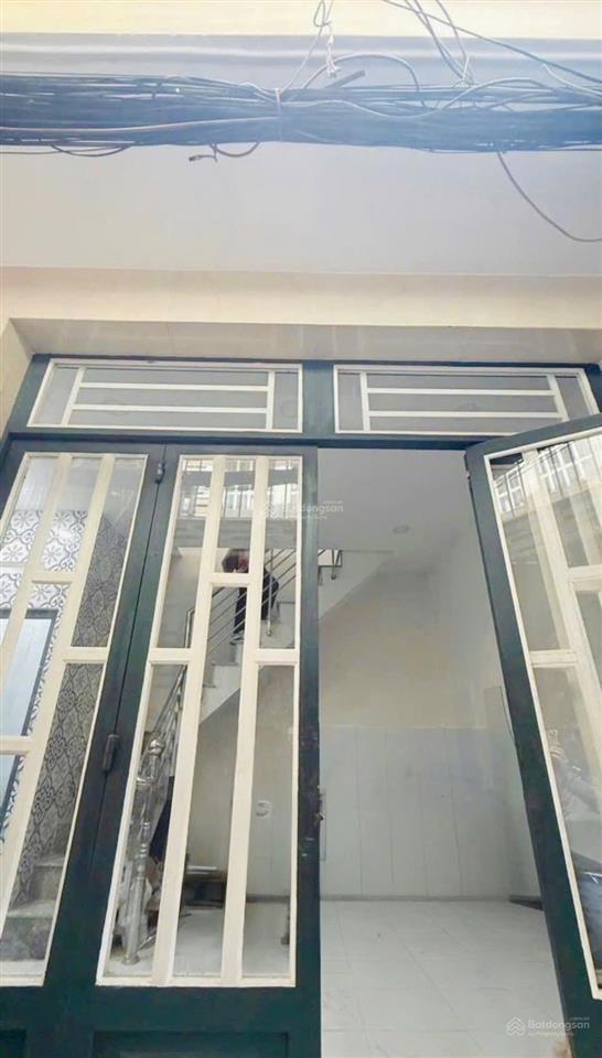 Tôi bán nhà 36 m2, 1 trệt, 1 lầu, sổ hồng riêng, tuyệt đẹp, quận 7. giá 1,98 tỷ