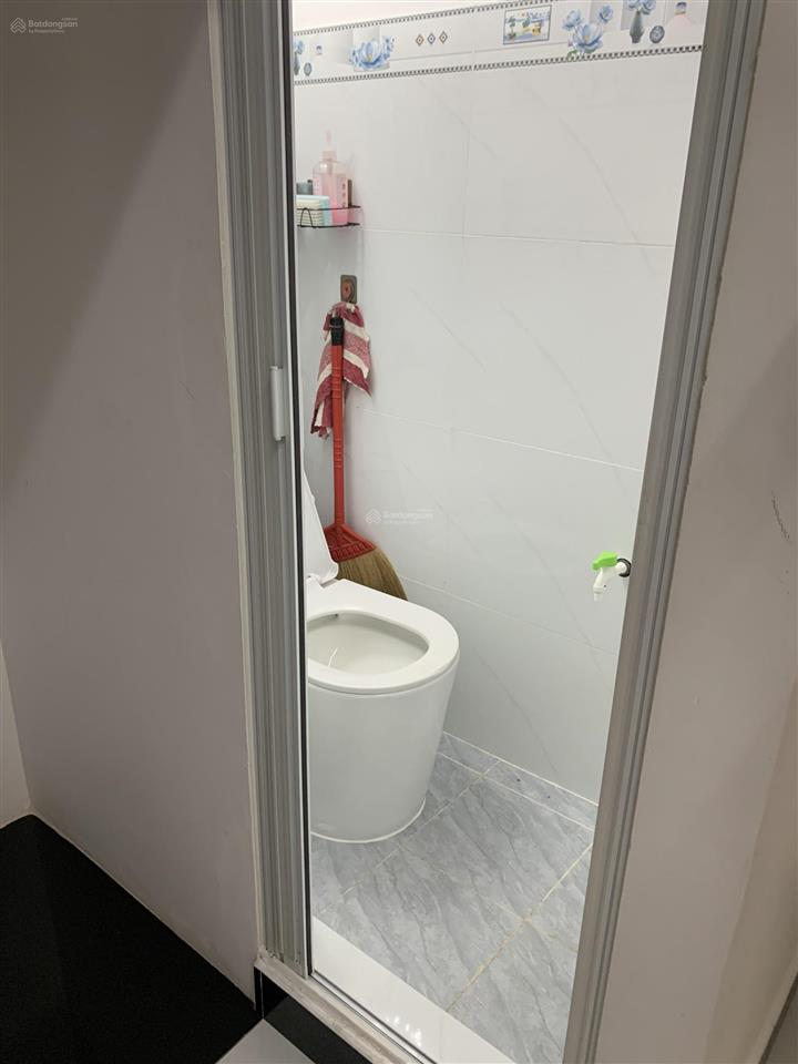 Tôi bán nhà 45 m2, 1 trệt, 2 lầu, ôtô đến nhà, tuyệt đẹp, quận 7, giá  1,29 tỷ