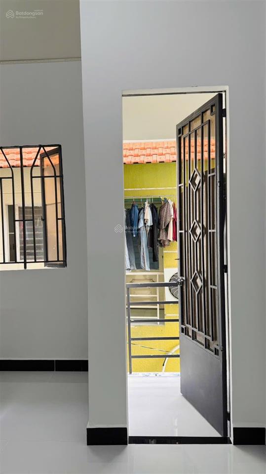 Tôi bán nhà 45 m2, 1 trệt, 2 lầu, ôtô đến nhà, tuyệt đẹp, quận 7, giá  1,29 tỷ